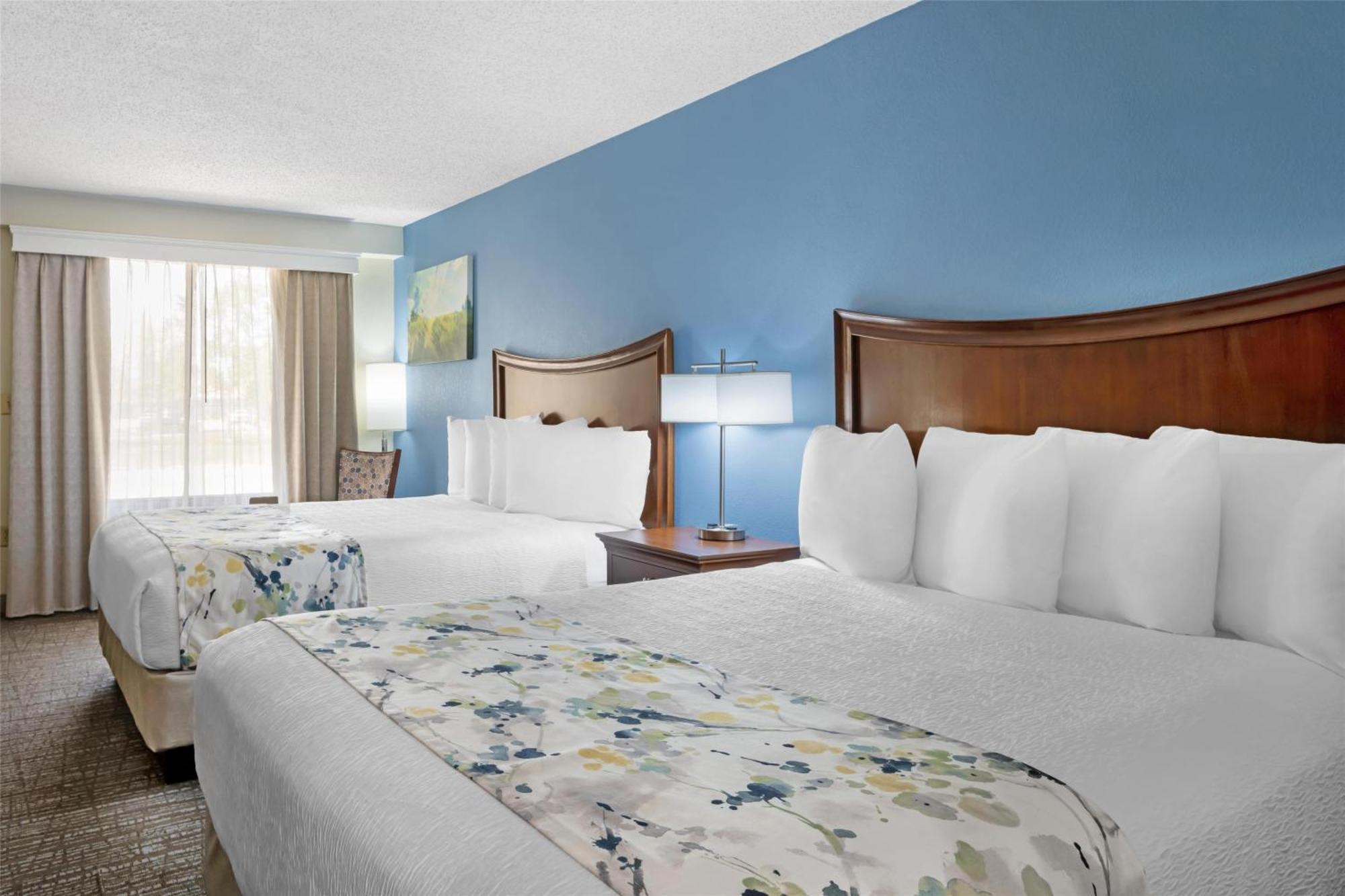 Best Western Inn & Suites Monroe Bagian luar foto