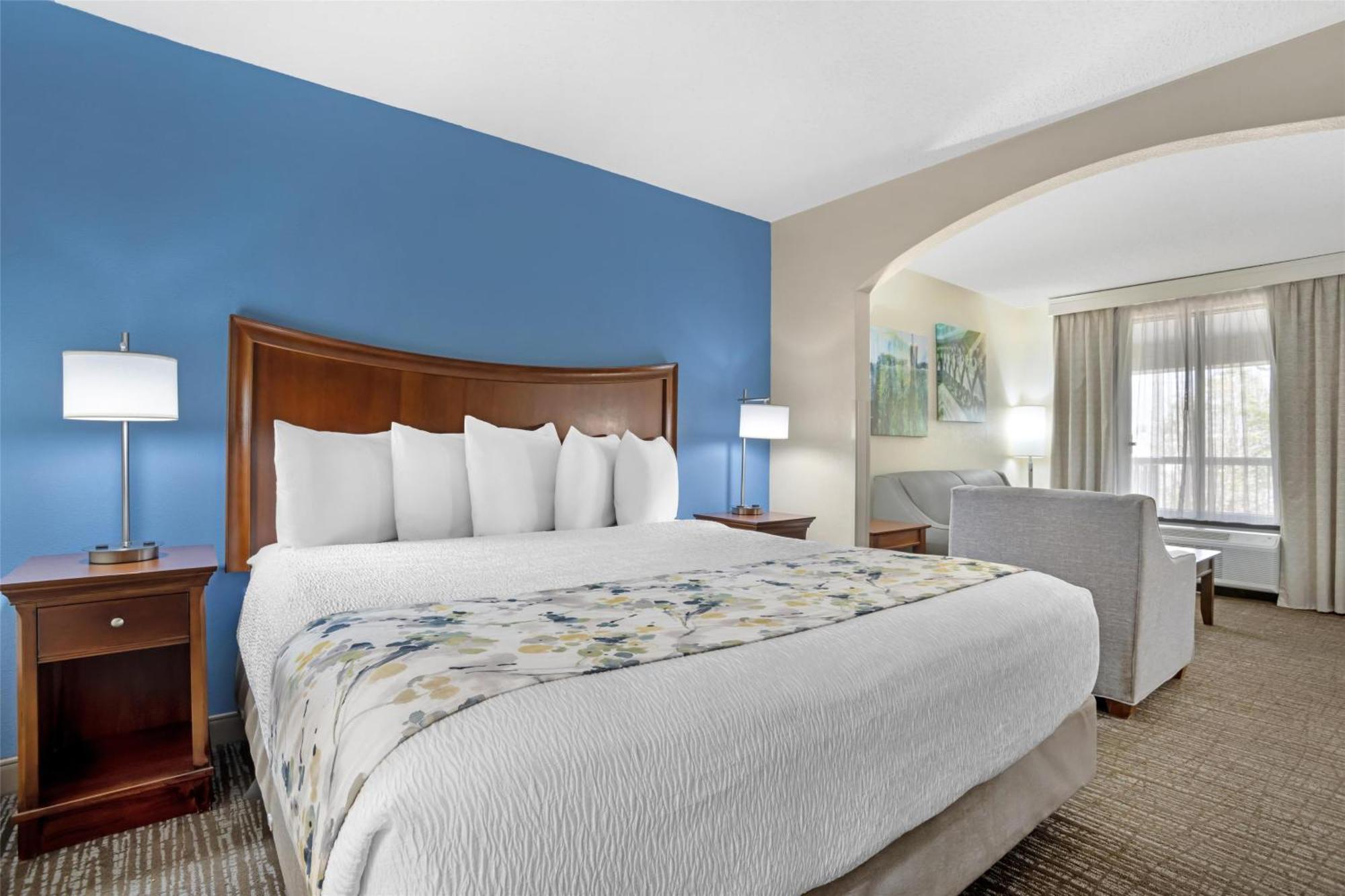 Best Western Inn & Suites Monroe Bagian luar foto
